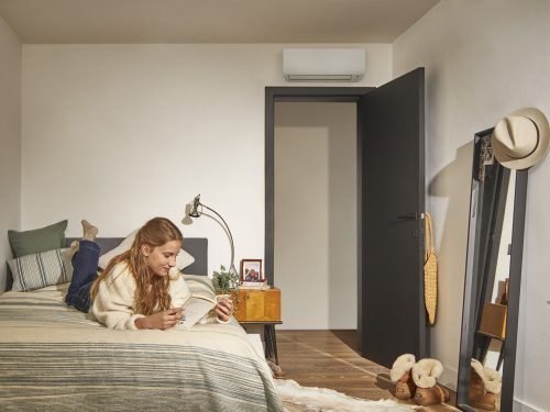 Daikin Comfora FTXTP25M/RXTP25N9 wandmontierte Split-Klimaanlage, optimiert für Heizen (2,5 kW)